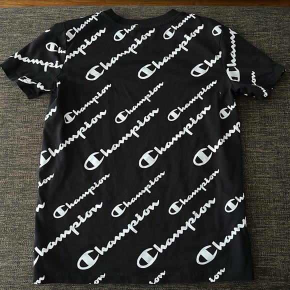 2 boys size large shorts sleeve shirts and 1 long sleeve shirt size med - Picture 5 of 9